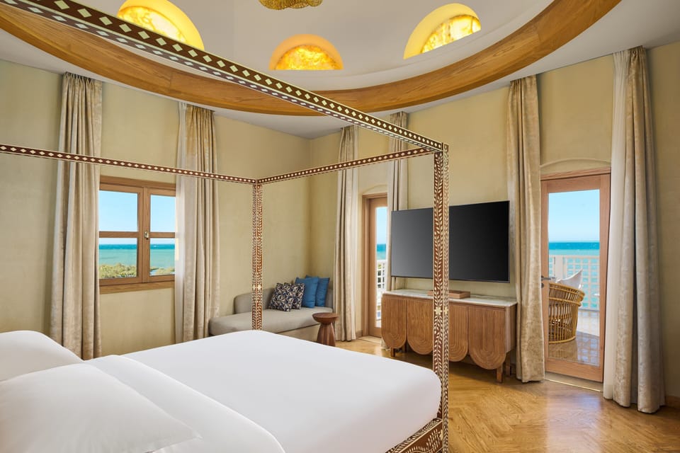 Presidential Suite, 3 Bedrooms, Beachfront | Minibar, in-room safe, desk, laptop workspace