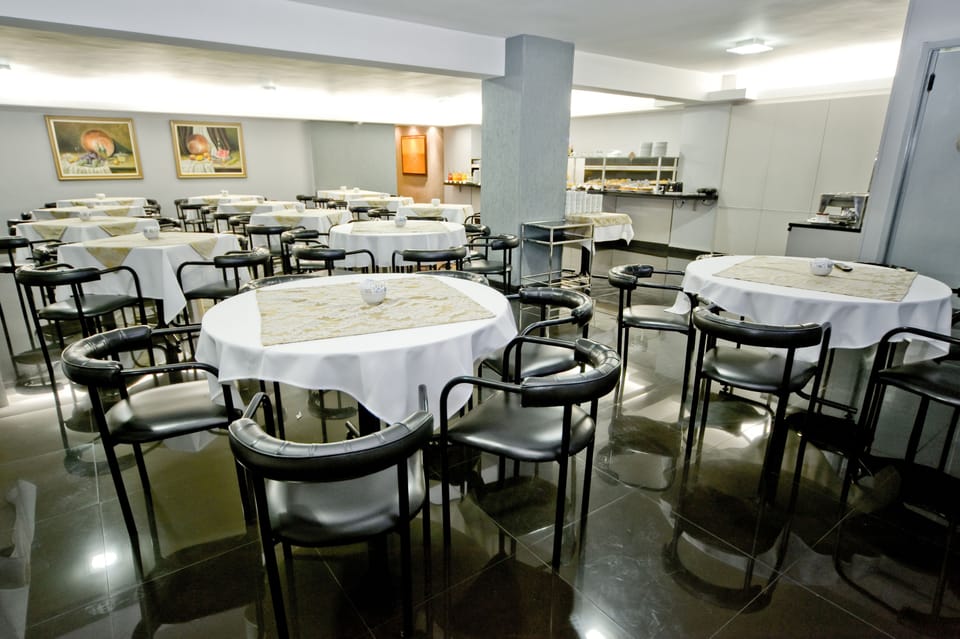 Food court