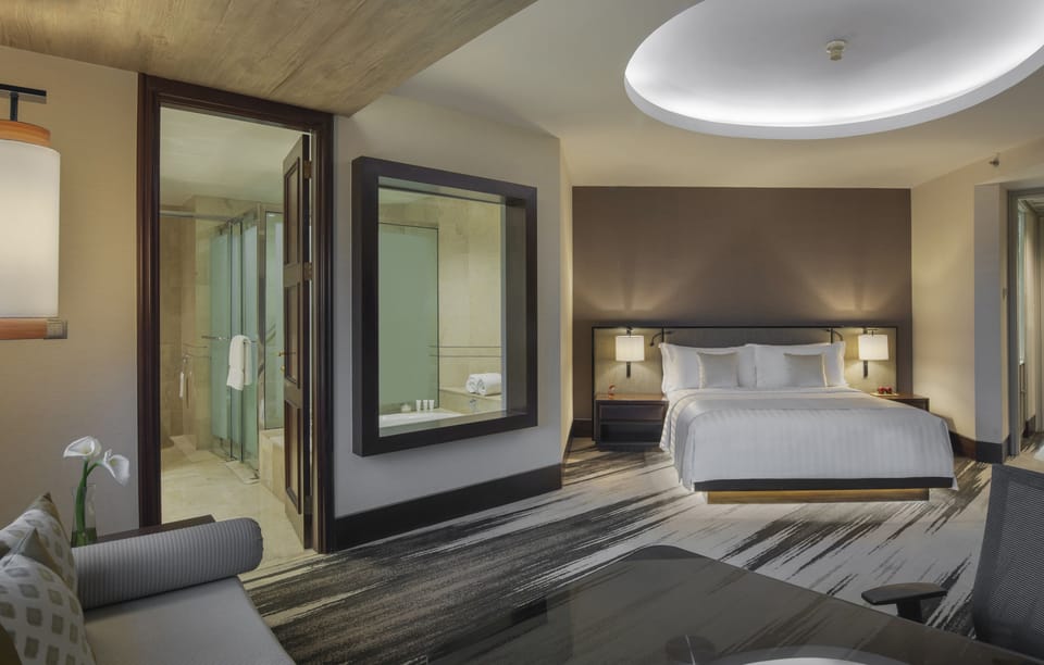 Premium bedding, minibar, in-room safe, desk