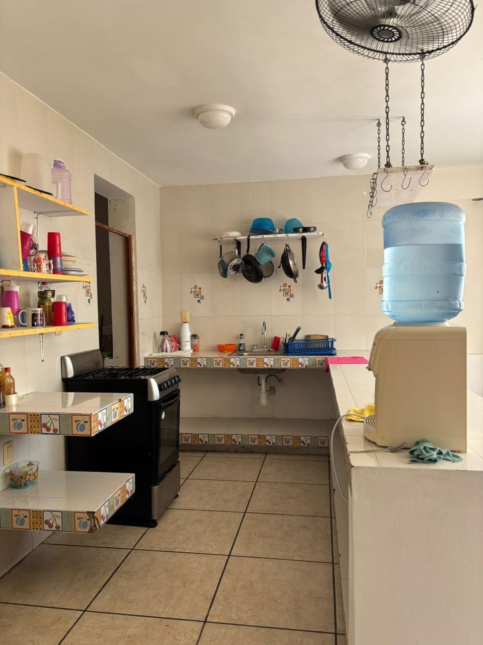 Classic Room | Shared kitchen | Full-size fridge, blender, cleaning supplies