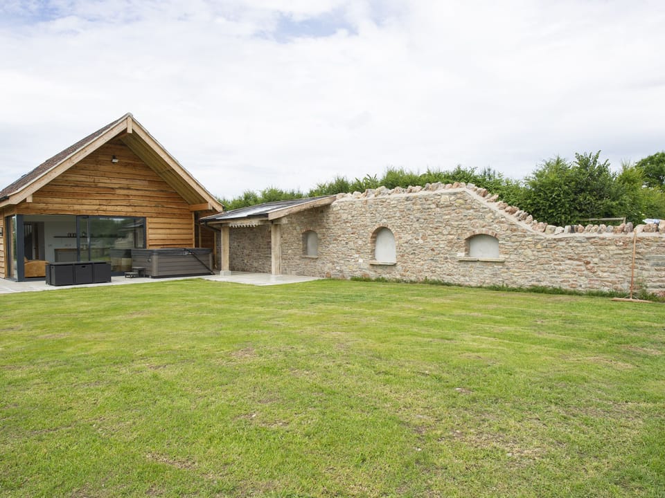Cottage | Front of property