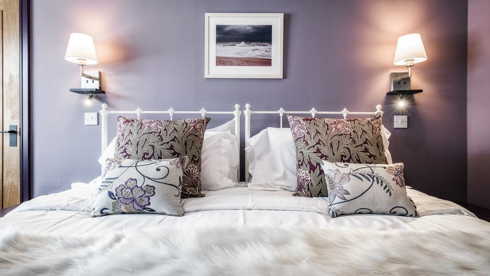 Cottage | Interior