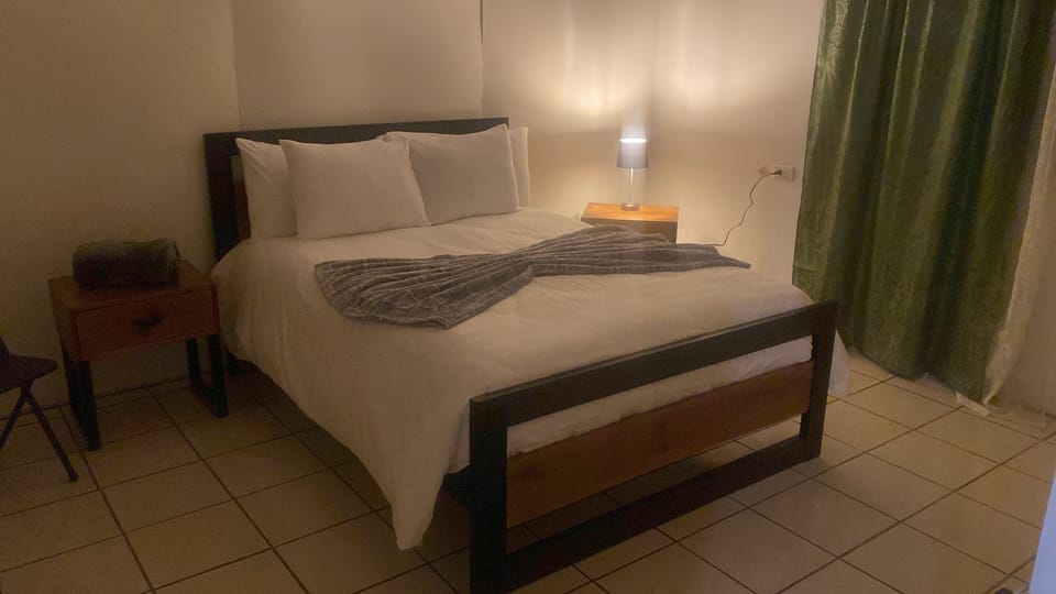 Basic Room | Free WiFi, bed sheets