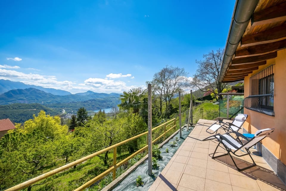 Family Apartment, 1 Bedroom, Terrace, Mountainside (Petit Cadeau) | Property grounds