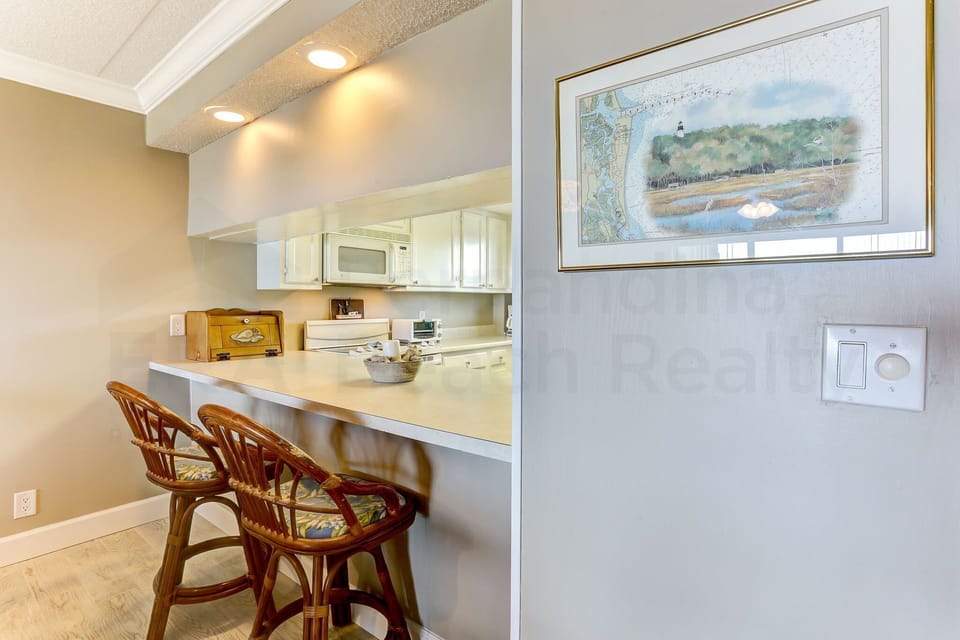 Condo, 2 Bedrooms | Interior