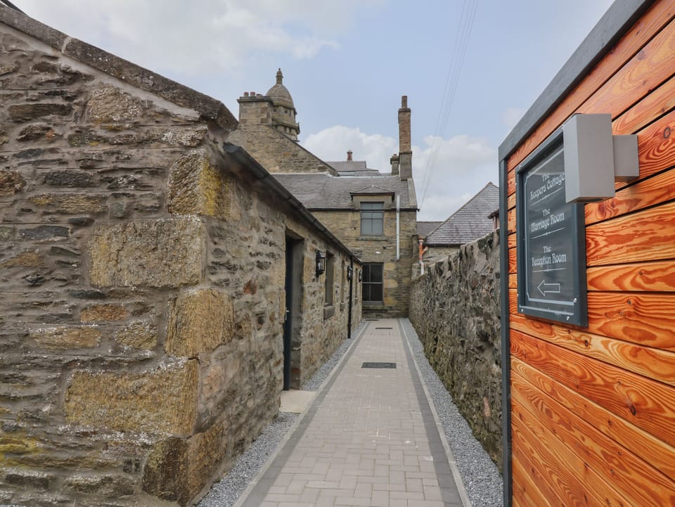 Cottage | Interior