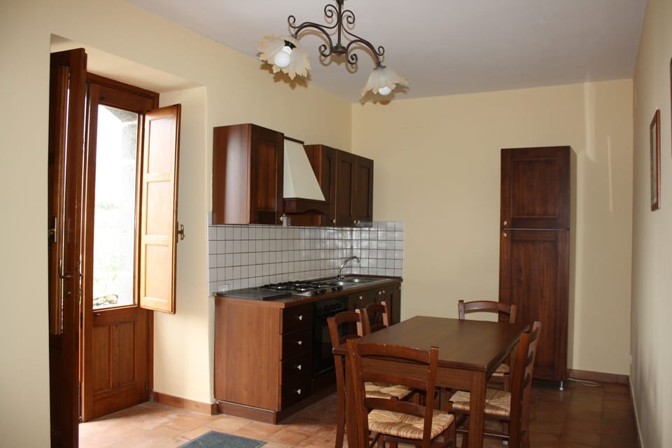 Studio | In-room dining
