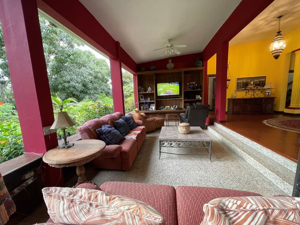 Serena Boutique Hotel Bed and Breakfast in Caguas