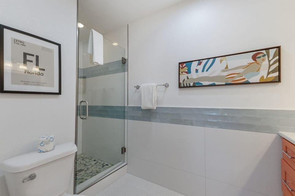 The Salted Coconut 3 Bedroom Home by RedAwning House in Holmes Beach