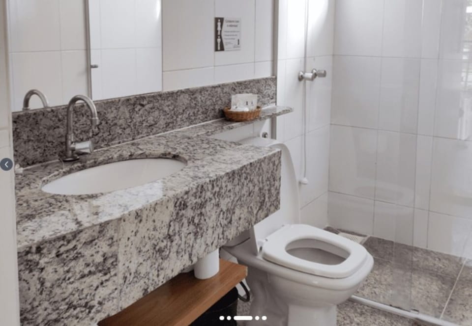 Standard Room | Bathroom | Shower, free toiletries, towels, soap