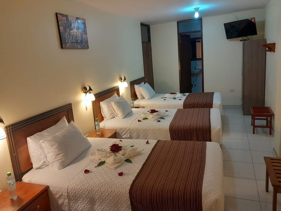 Standard Triple Room | Soundproofing, WiFi (free)