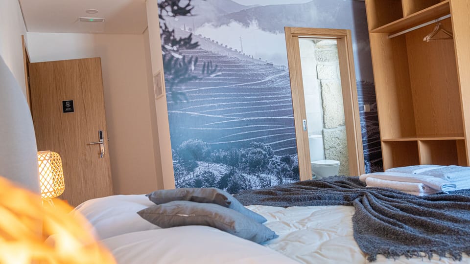 Standard Double or Twin Room | Individually decorated, desk, laptop workspace, free WiFi