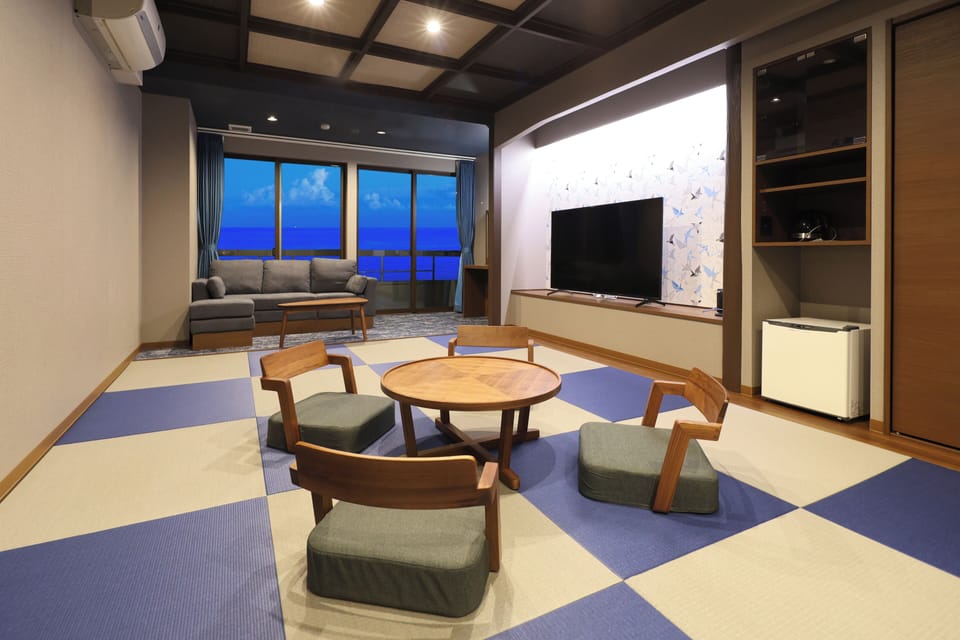 Superior Quadruple Room, Non Smoking (Japanese-Style) | Premium bedding, in-room safe, individually decorated