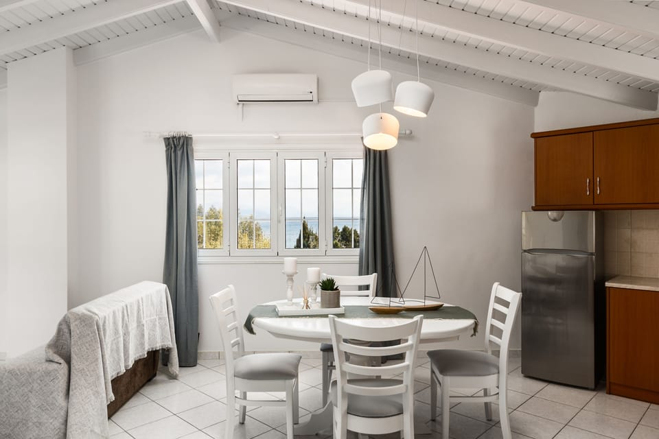 Apartment | Private kitchen | Fridge, oven, stovetop, espresso maker