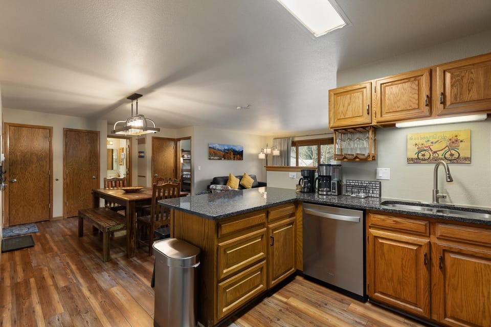 Condo, 2 Bedrooms | Private kitchen | Coffee/tea maker, fridge, oven, stovetop