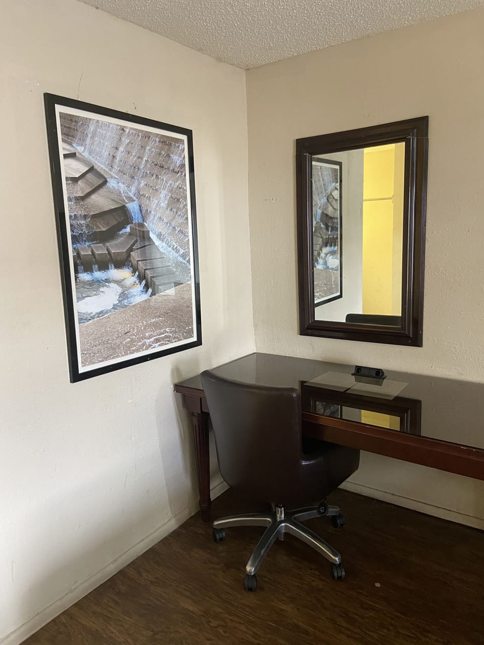 25-inch TV with cable channels