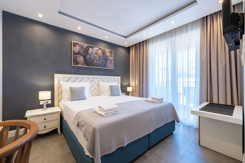 Comfort Double or Twin Room, Pool View | Premium bedding, memory foam beds, minibar, in-room safe
