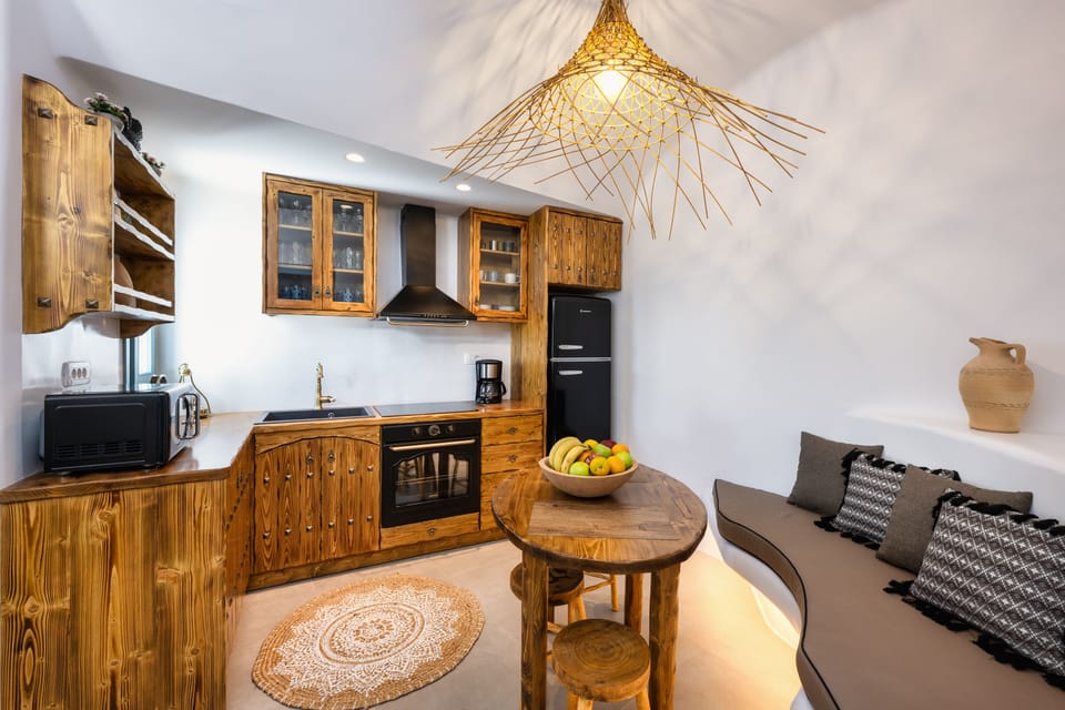 Villa, 2 Bedrooms | Private kitchen | Fridge, microwave, coffee/tea maker, electric kettle