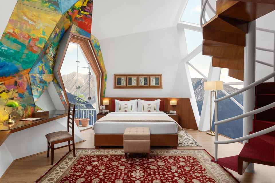 Family Room | Minibar, desk, blackout drapes, soundproofing