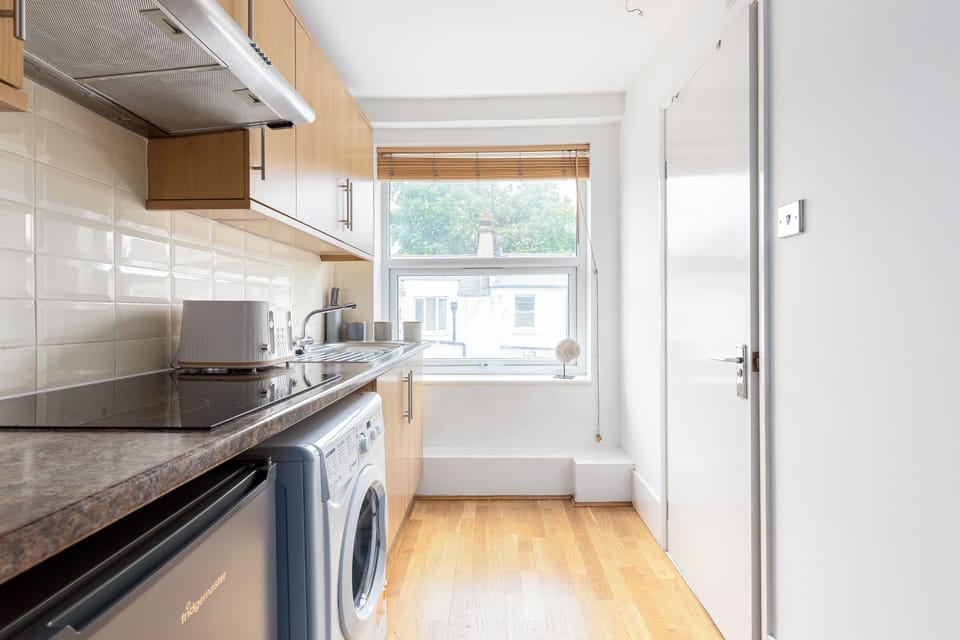Studio | In-room dining