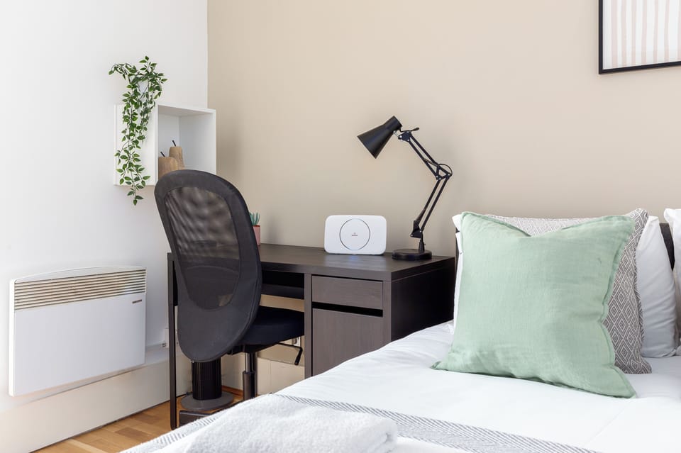 Studio | In-room dining