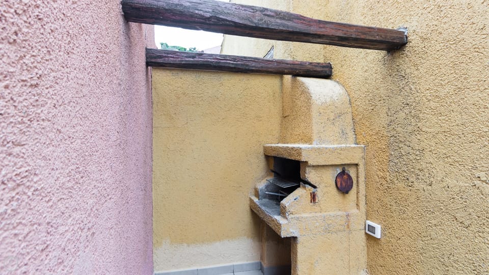 House | 1 bedroom, iron/ironing board, WiFi