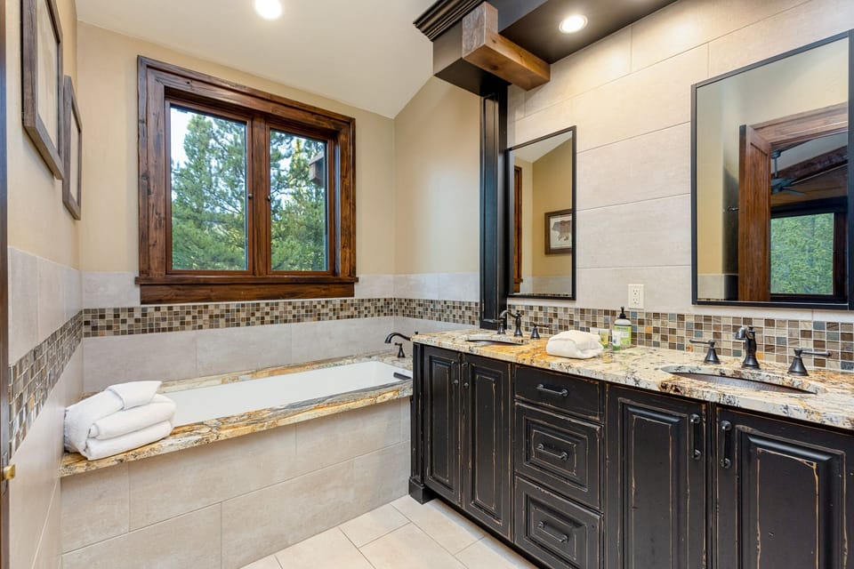 The Timber Lodge 957 7 Bedroom Home by RedAwning House in Summit County