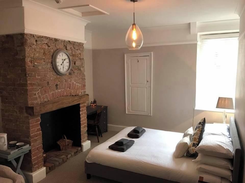 Signature Double Room | Free WiFi
