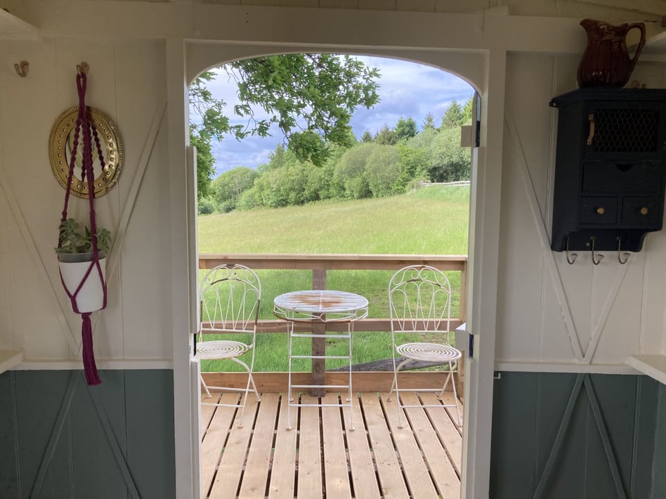 Cabin | Balcony
