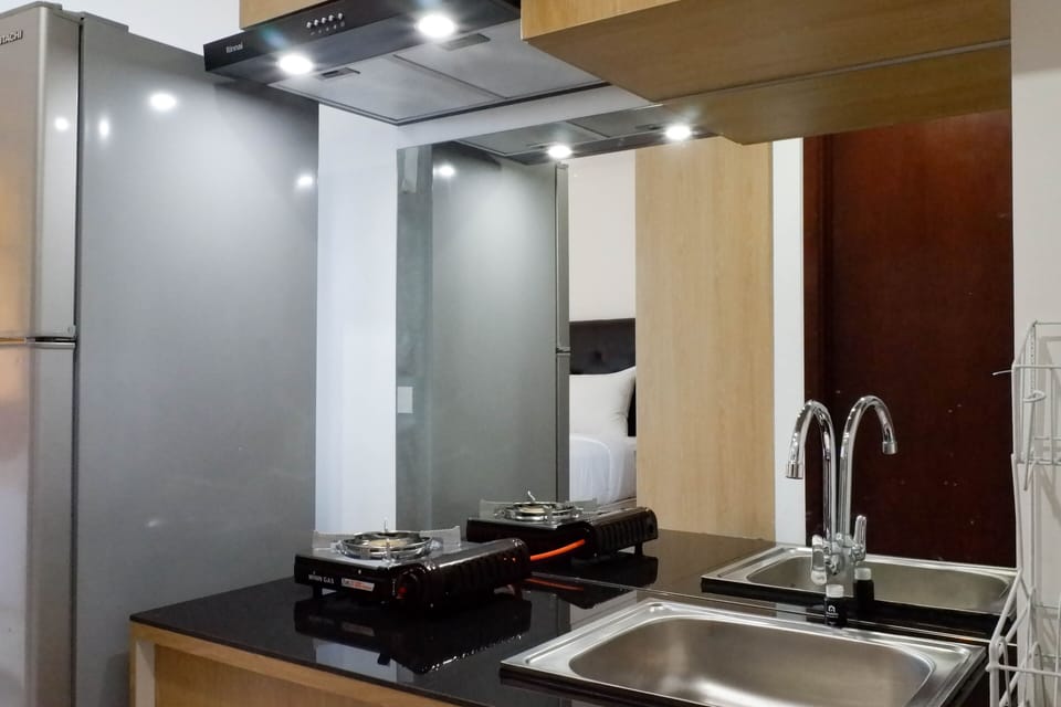 Fridge, stovetop, cookware/dishes/utensils