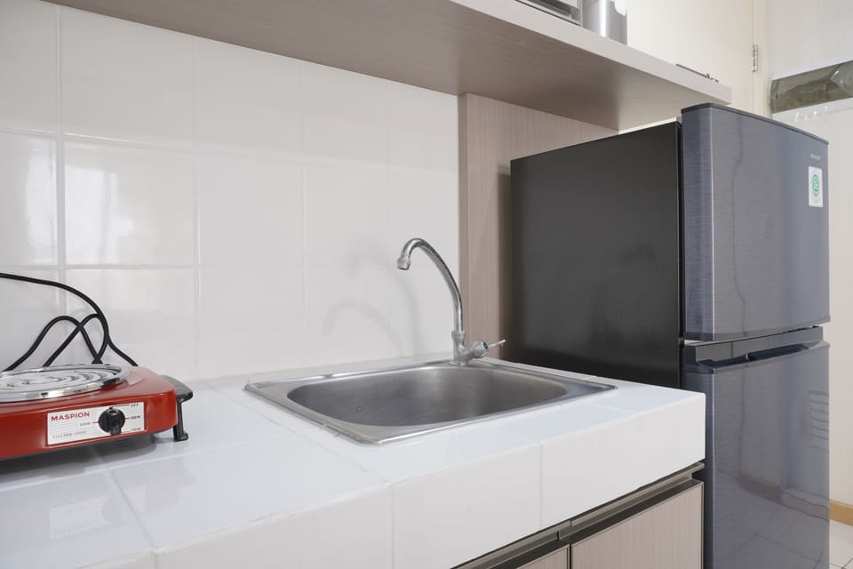 Fridge, stovetop, cookware/dishes/utensils