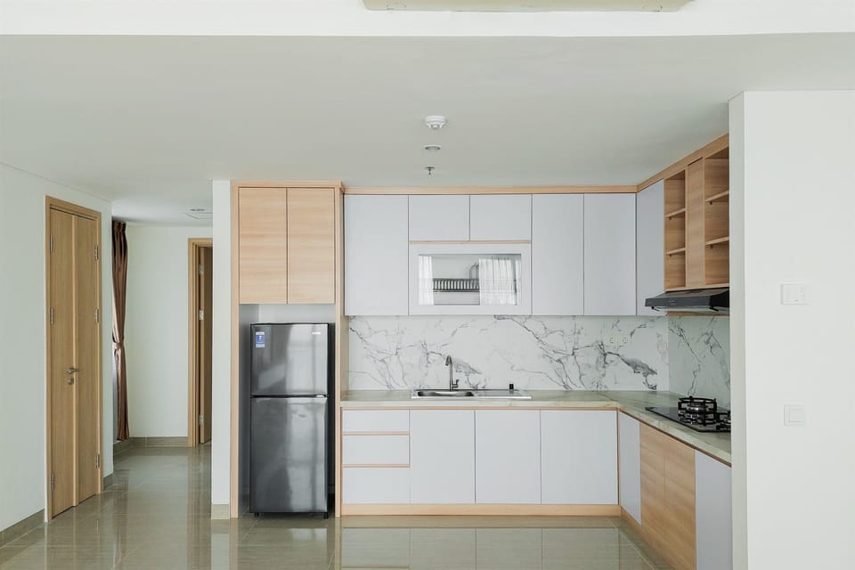 Room | Private kitchen | Fridge, stovetop, cookware/dishes/utensils