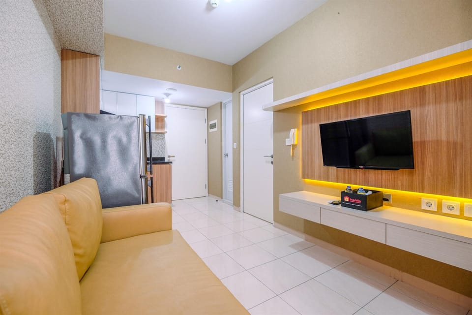 Room | Living area | TV