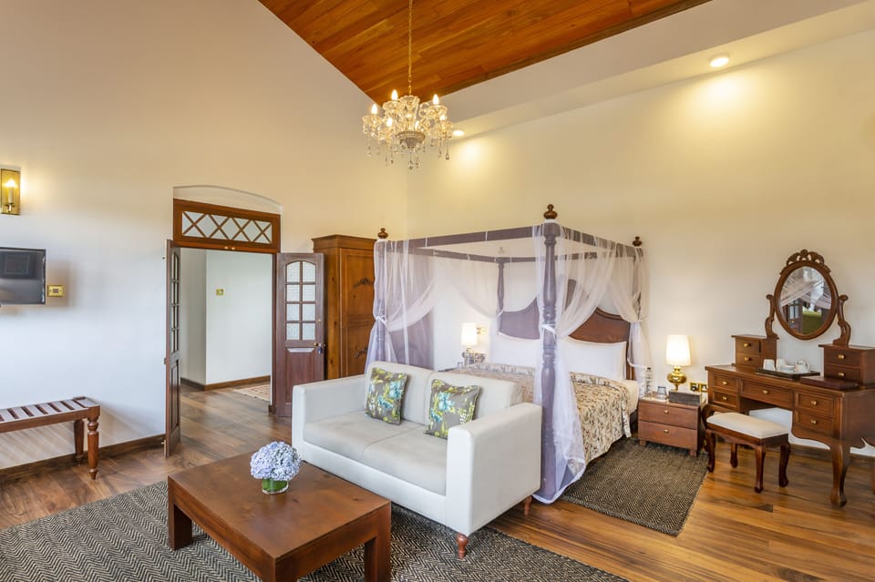 Executive Double Room, 1 Double Bed, Lake View | Egyptian cotton sheets, premium bedding, in-room safe