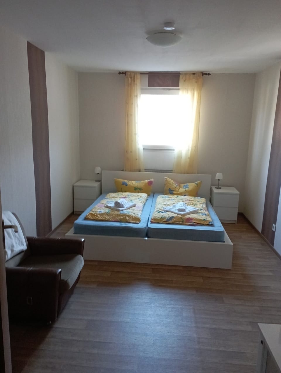 Double Room | Free WiFi, bed sheets