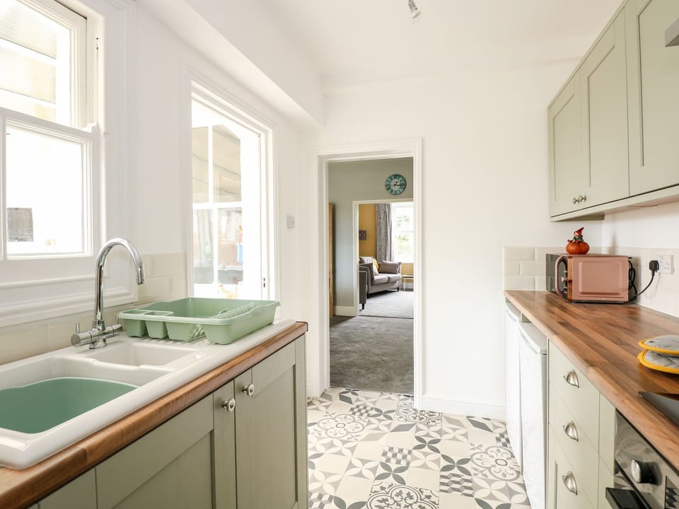 Cottage | Interior