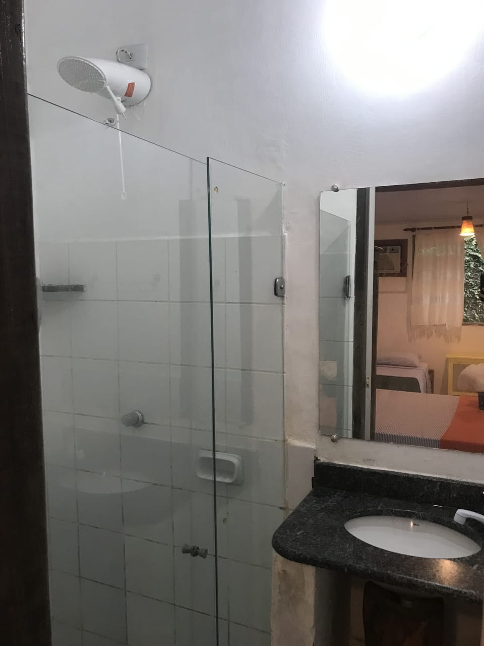 Shower, towels