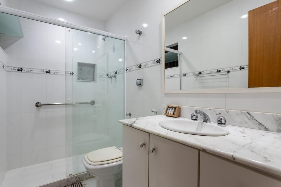2 Minutes From Copacabana Beach A303 Apartment in Rio de Janeiro