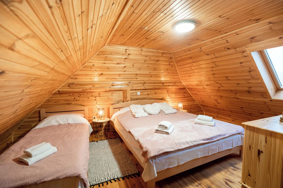 Family Chalet, 2 Bedrooms, 2 Bathrooms, Mountainside (Chalet Markoci With Hot Tub) | 2 bedrooms