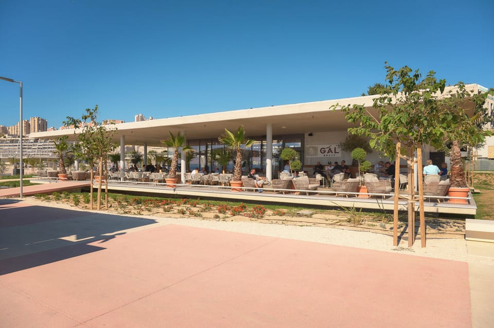 Beach bar