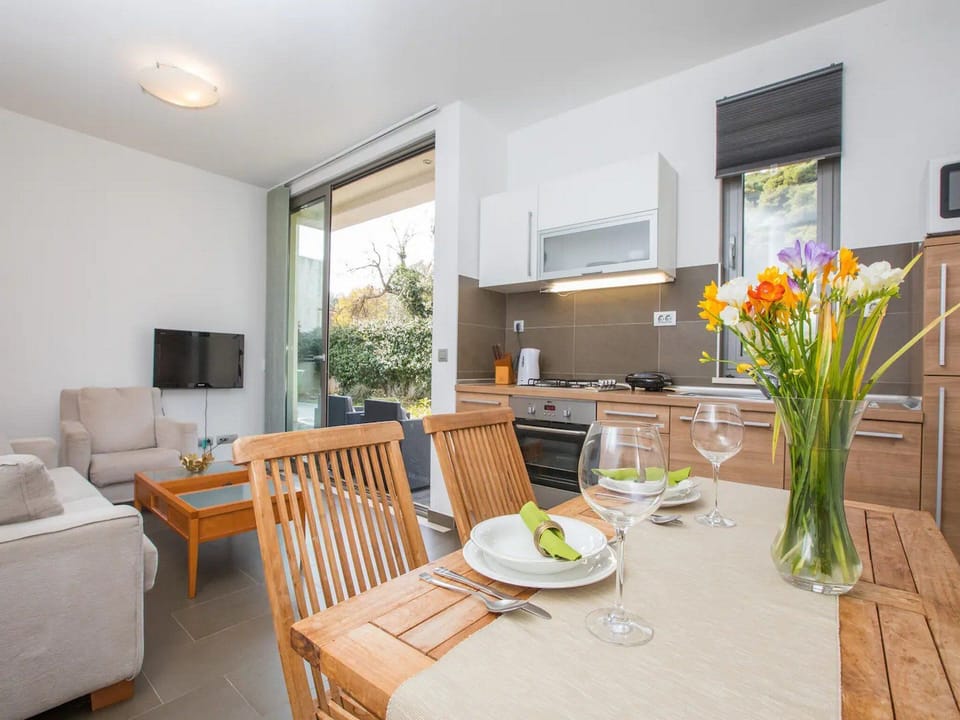 Apartment (One Bedroom Apartment with Terrace) | Interior