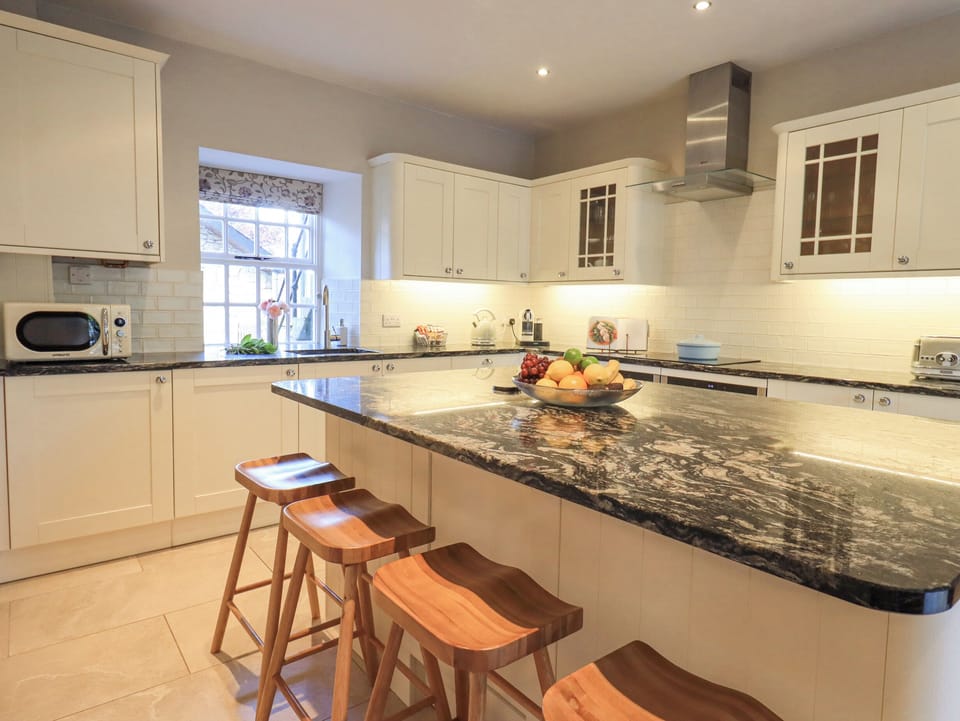 Cottage | Interior