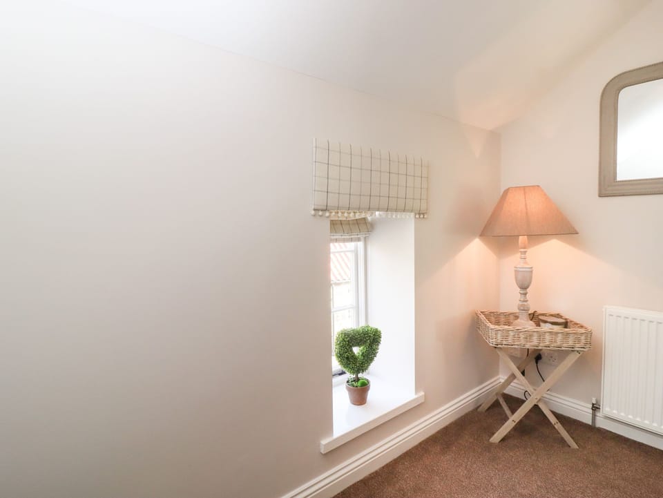 Cottage | 2 bedrooms, individually decorated, individually furnished, free WiFi