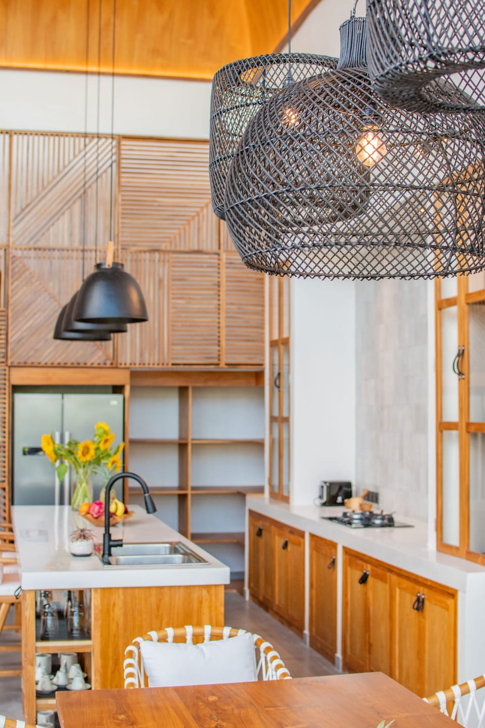 Deluxe Villa | Dining room