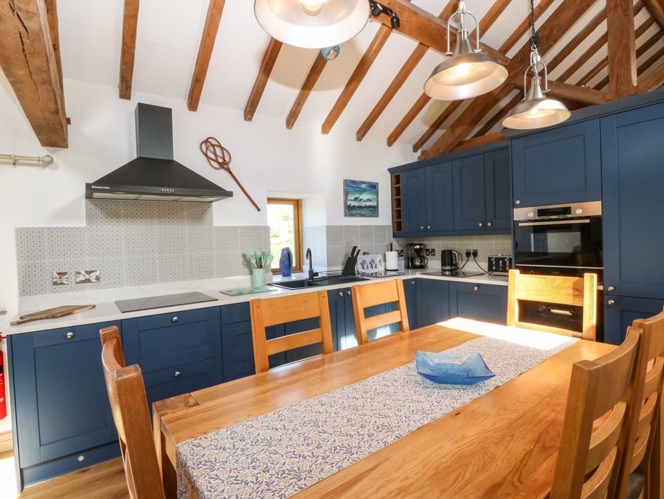 Cottage | Interior