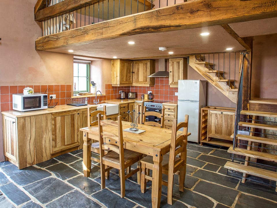 Cottage | Interior