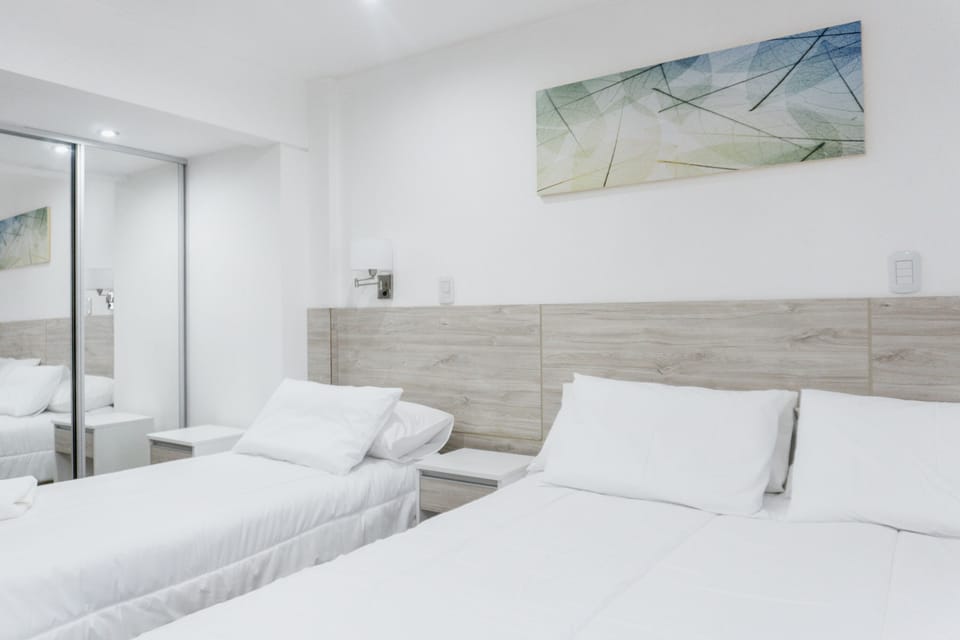 Triple Room | Hypo-allergenic bedding, in-room safe, desk, laptop workspace
