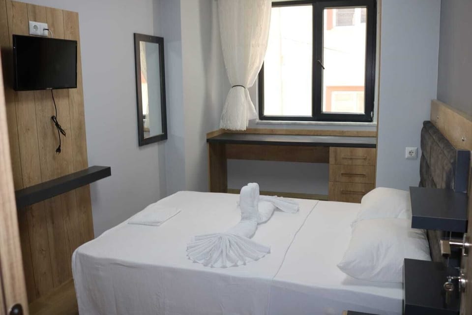 Standard Single Room | Desk, laptop workspace, free WiFi