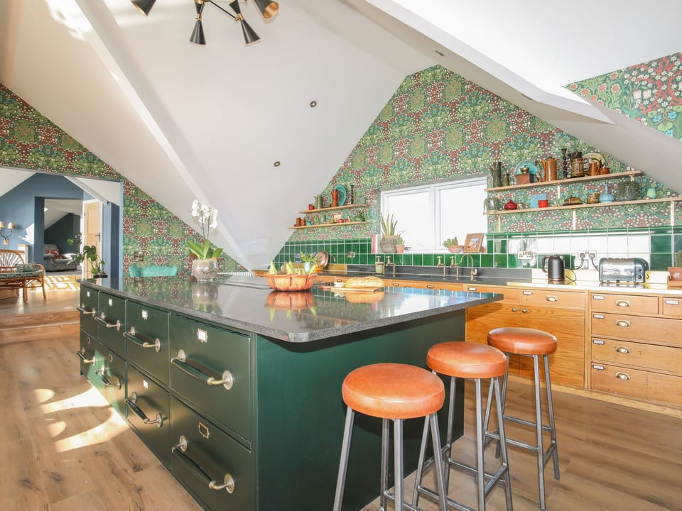 Cottage | Interior