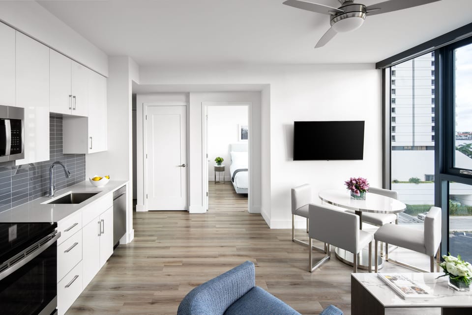 50-inch Smart TV with cable channels, TV, Netflix